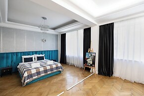 Bucharest Studios Monaco Room