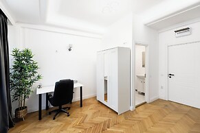 Bucharest Studios Monaco Room