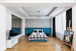 Bucharest Studios Monaco Room