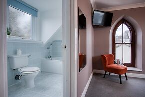 The Lanterns - 9 Bedroom - Sleeps 17 - Saundersfoot Village Centre