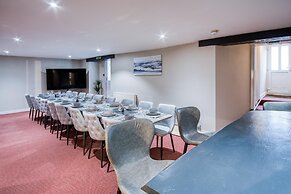 The Lanterns - 9 Bedroom - Sleeps 17 - Saundersfoot Village Centre