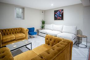 The Lanterns - 9 Bedroom - Sleeps 17 - Saundersfoot Village Centre