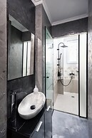 Bucharest Studios New York Room