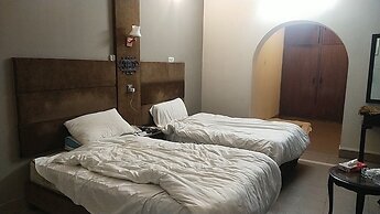 M M palace Guest House