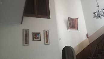 M M palace Guest House