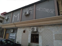 M M palace Guest House