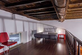 Piazza Navona Charming Large Apartment