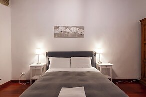 Piazza Navona Charming Large Apartment