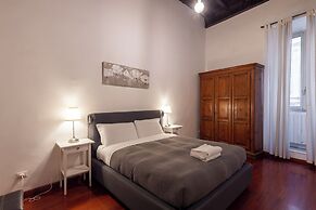 Piazza Navona Charming Large Apartment