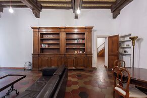 Piazza Navona Charming Large Apartment