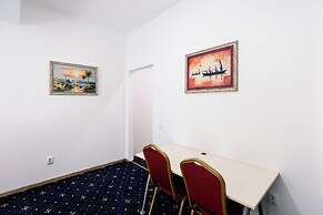 Bucharest Studios Roma Room