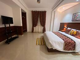 Résidence hôtelière MEDOM Palace, Bastos