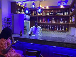 Résidence hôtelière MEDOM Palace, Bastos