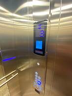 Résidence hôtelière MEDOM Palace, Bastos