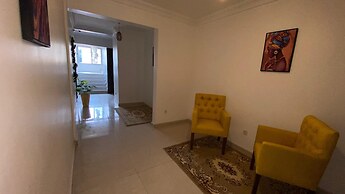 Résidence hôtelière MEDOM Palace, Bastos