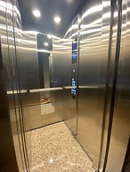 Résidence hôtelière MEDOM Palace, Bastos