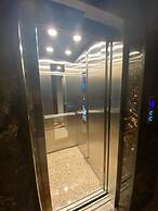 Résidence hôtelière MEDOM Palace, Bastos