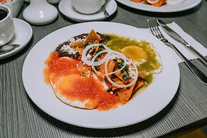 HOTEL ROYAL GARDEN TUXPAN