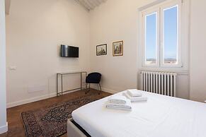 Santa Maria Novella penthouse by MMega