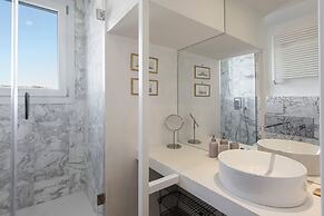 Santa Maria Novella penthouse by MMega