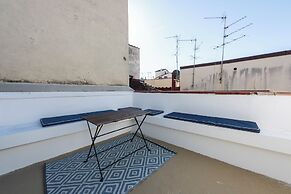 Santa Maria Novella penthouse by MMega