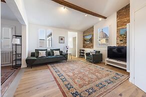 Santa Maria Novella penthouse by MMega