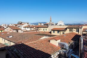 Santa Maria Novella penthouse by MMega