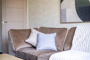 Carr Manor Cozy House in Leeds