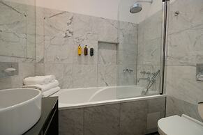 The Three Sisters Hotel