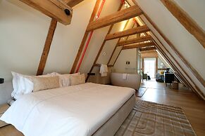 The Three Sisters Hotel