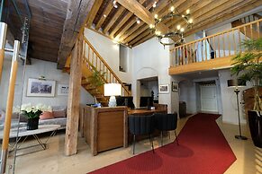 The Three Sisters Hotel