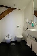 The Three Sisters Hotel