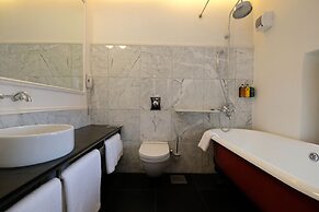 The Three Sisters Hotel