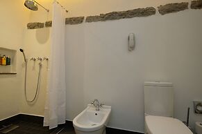 The Three Sisters Hotel