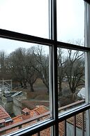 The Three Sisters Hotel