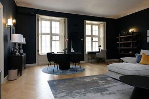 The Three Sisters Hotel