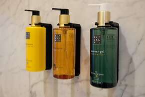 The Three Sisters Hotel