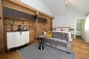 The Three Sisters Hotel