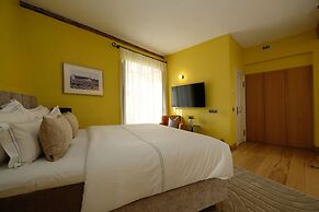 The Three Sisters Hotel