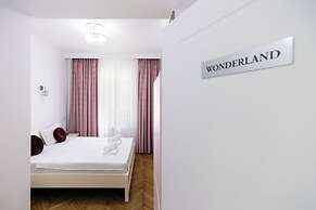 Bucharest Studio Wonderland Room
