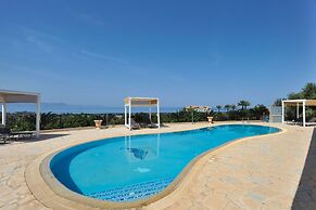 Sunset View Villa in Argaka