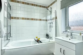 Last Min Weekend Stay, Trafford, Pets Welcome