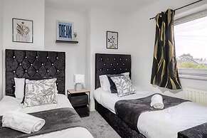 Last Min Weekend Stay, Trafford, Pets Welcome