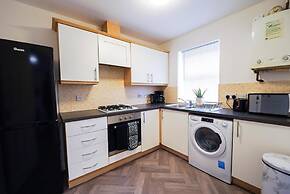 Collingwood Place, Birmingham With Free Parking