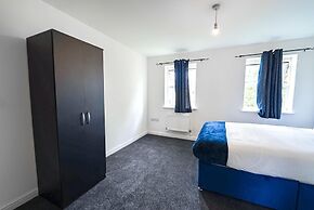 Collingwood Place, Birmingham With Free Parking