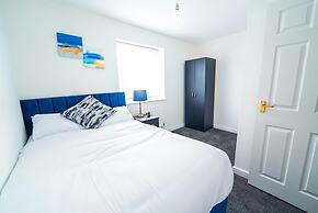 Collingwood Place, Birmingham With Free Parking