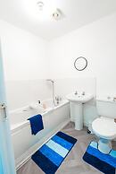 Collingwood Place, Birmingham With Free Parking