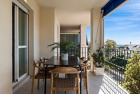 Sunny Getaway With Pool in Marbella - Ref M54
