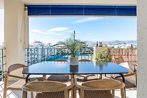 Sunny Getaway With Pool in Marbella - Ref M54
