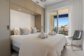 Sunny Getaway With Pool in Marbella - Ref M54